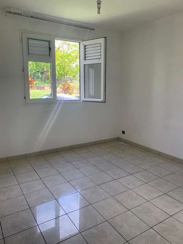 Appartement  T4 à Acajou - photo 6