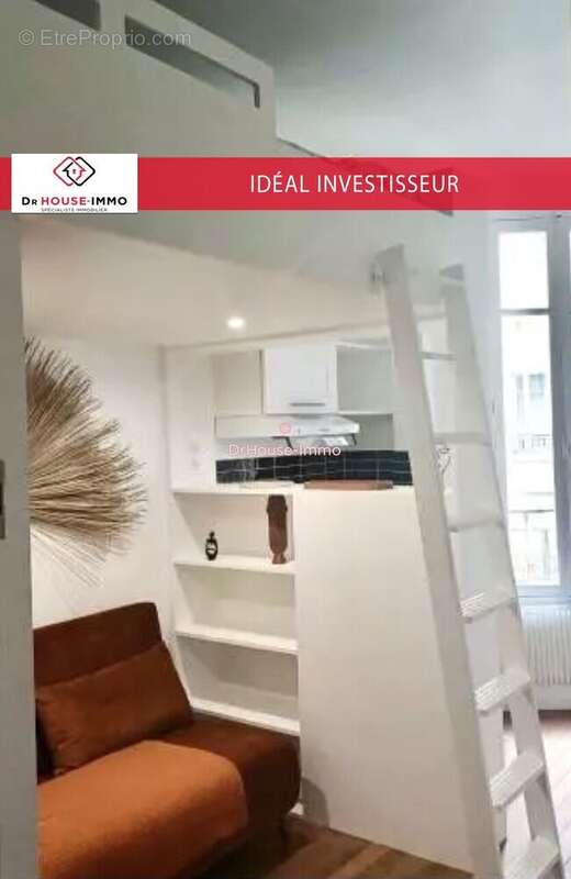 Appartement à PARIS-16E