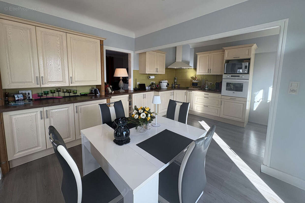 Maison à CASTAIGNOS-SOUSLENS