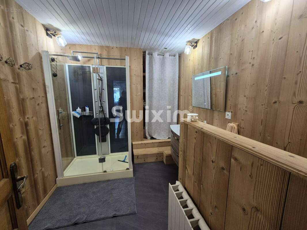 Maison à ETREPIGNEY