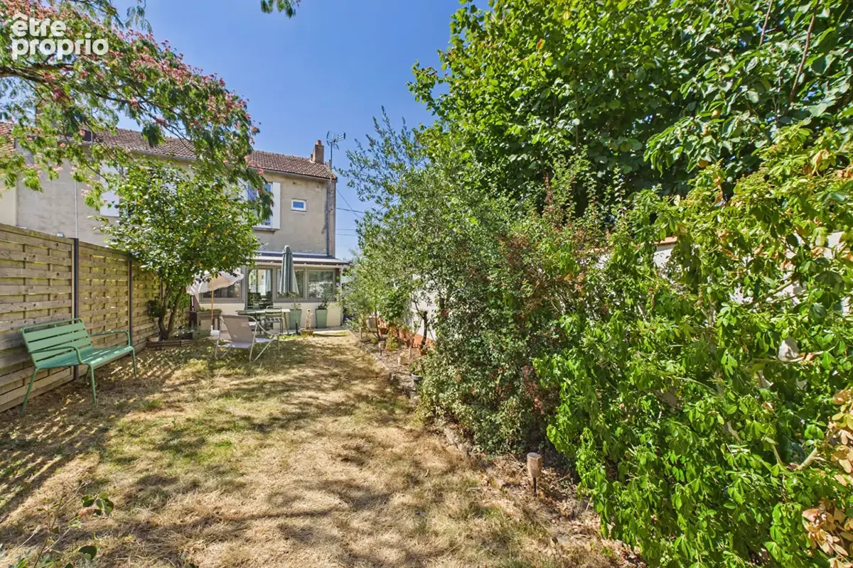 Maison coup-de-coeur 5 pièces 77 m² - Quartier Gare (La Roche-sur-Yon) - photo 3