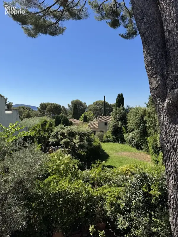Quartier Fontsainte - T2 39m2 - Terrasse vue pinède et mer - Piscine - Parking privé - 289 000€ - photo 14
