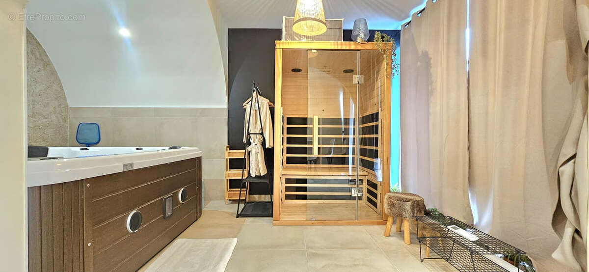 Appartement à OULLINS