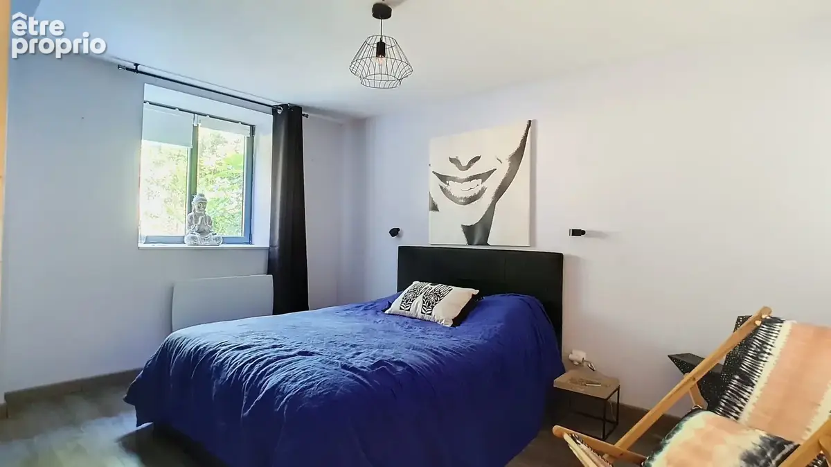 Sur la commune de ROUSSILLON, maison sur deux niveaux, 184m2 habitables environ - photo 7