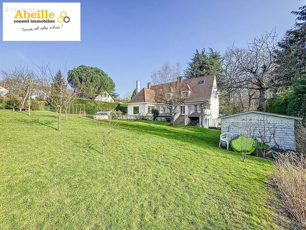 Maison à SAINT-CHERON