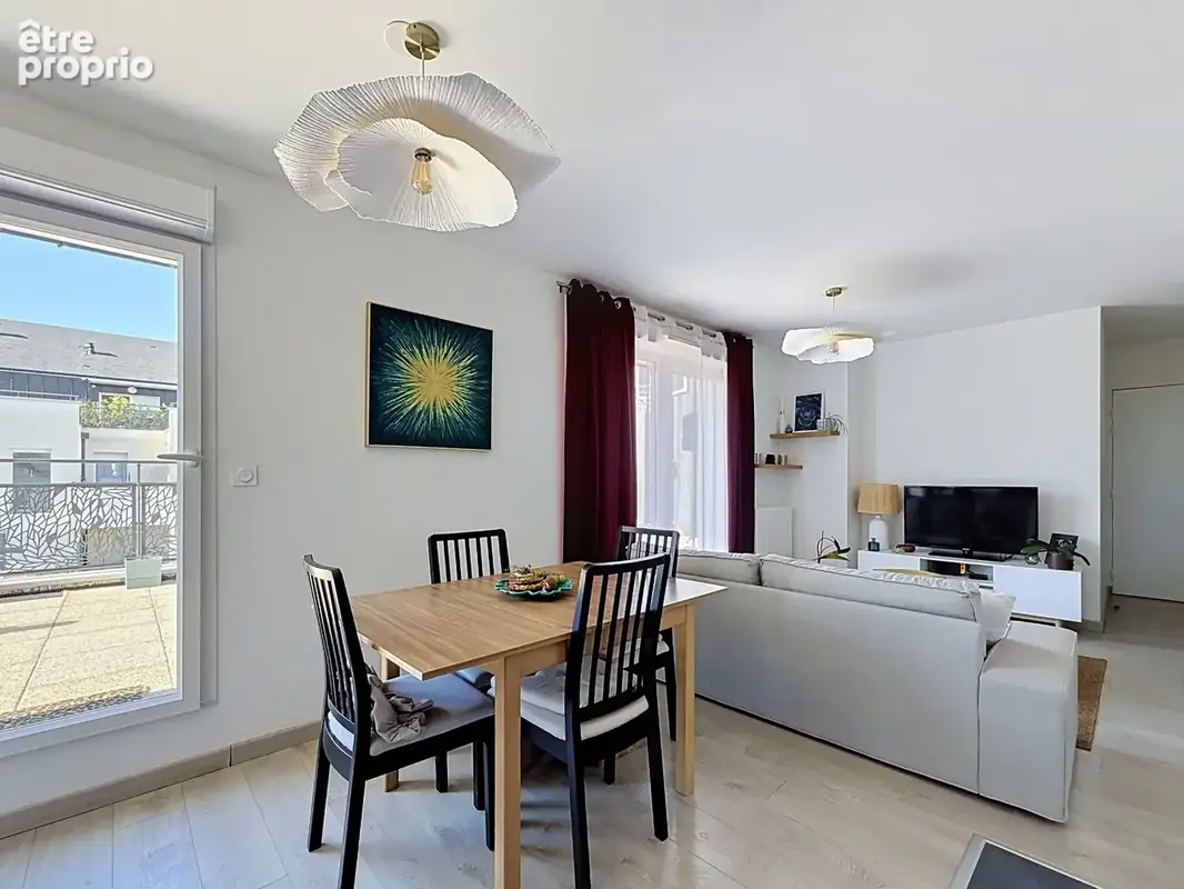 À VENDRE – T3 de 55 m² avec exceptionnelle terrasse de 90 m² LA MEMBROLLE SUR CHOISILLE (37) - photo 6