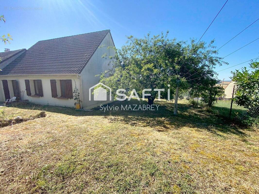 Photo 1 - Maison à SERGINES