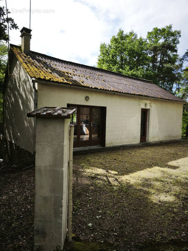 Maison à LADIGNAC-LE-LONG
