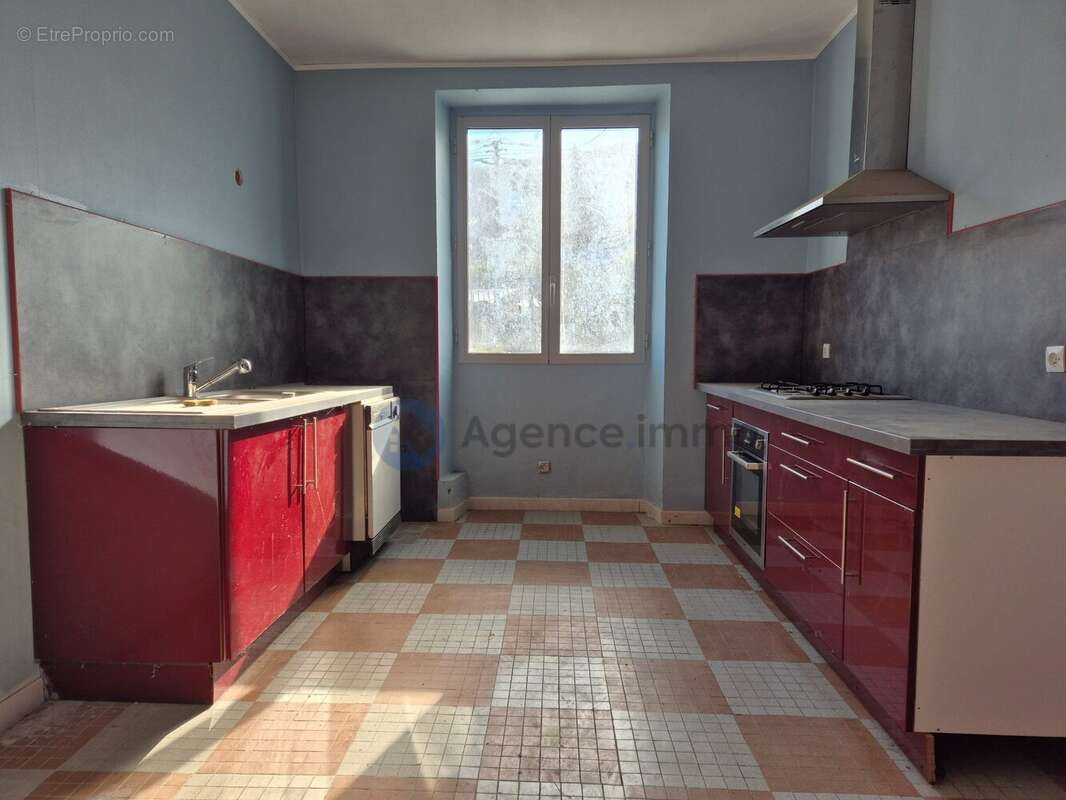 Maison 133 m² à Tardets-Sorholus  - photo 9