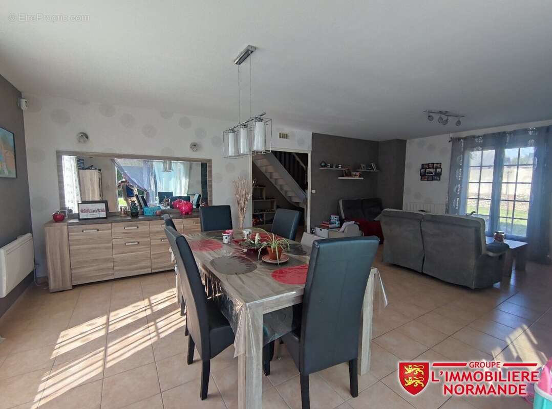 Maison à LE BOULAY-MORIN