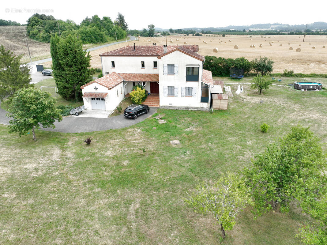 Maison à LA SAUVETAT-SUR-LEDE