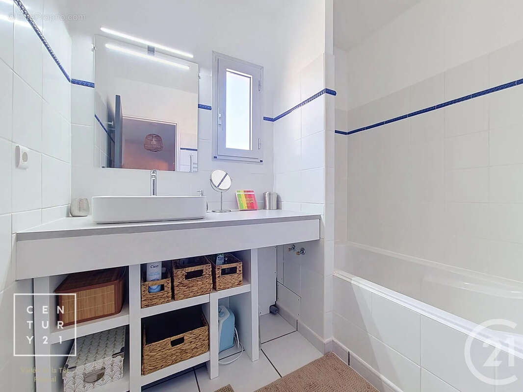 Maison 161 m² à Le Soler  - photo 13