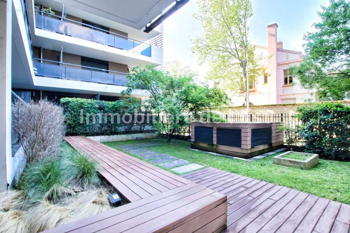 Appartement à LYON-8E