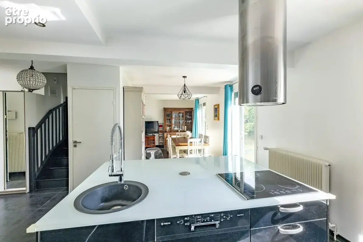 Maison 130 m² à Carrieres-Sous-Poissy  - photo 5