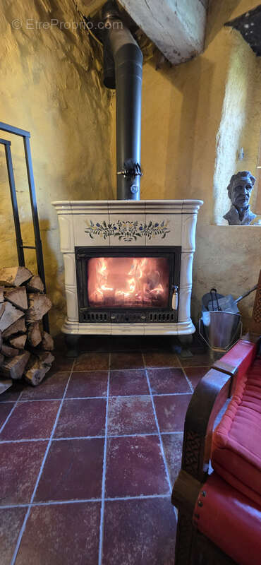Maison de caractère de 1713   460 m2   piscine chauffée   Roquefeuil (11) - photo 8