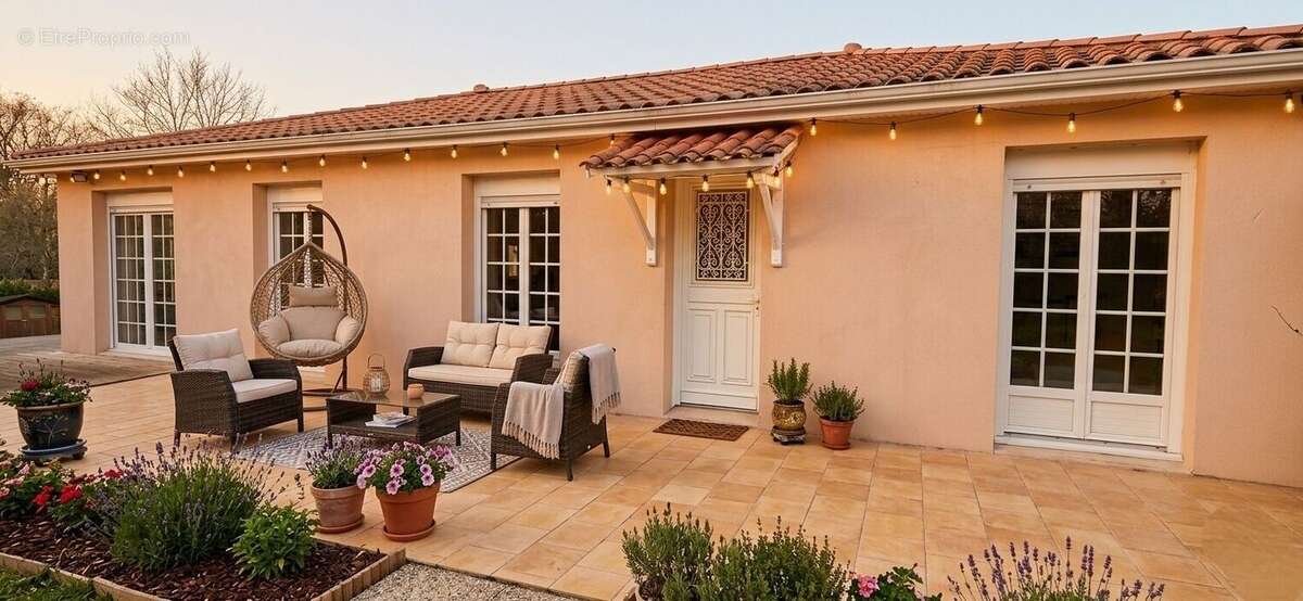 Maison à BASSENS