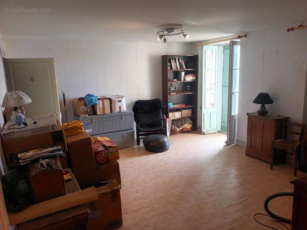 Maison 94 m² à Montcenis  - photo 2