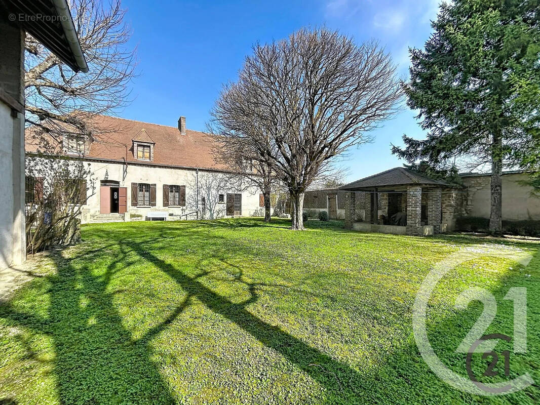 Maison à PALIS
