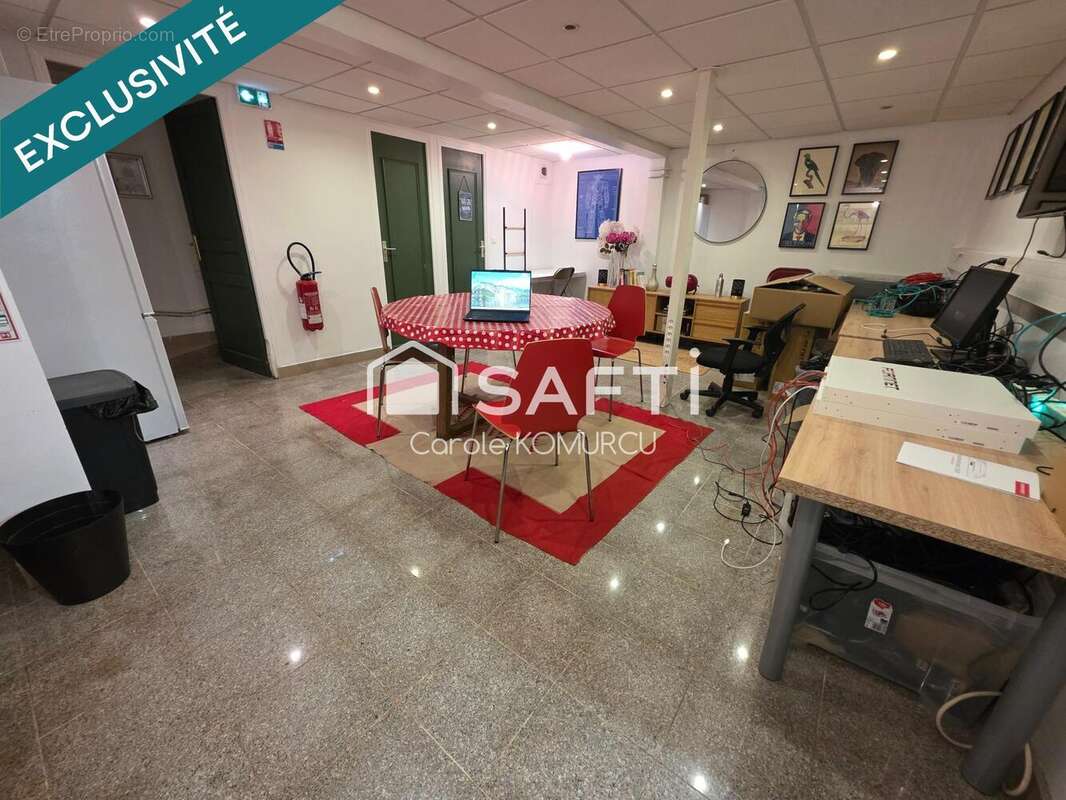 Photo 6 - Commerce à LA CELLE-SAINT-CLOUD