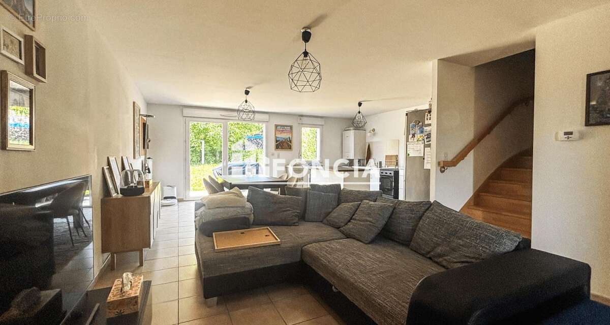 À vendre Maison 4 pièces 86,48 m² - VORGES-LES-PINS 25320 - photo 2