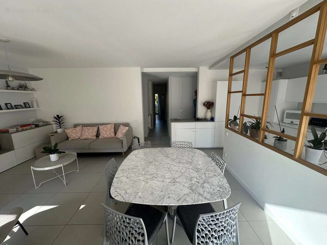 Appartement à AIX-EN-PROVENCE