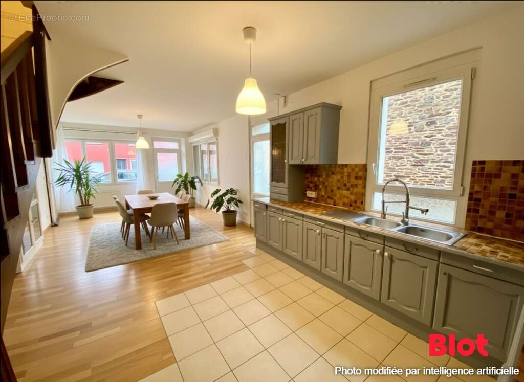 Maison 126 m² à Montauban-De-Bretagne  - photo 3