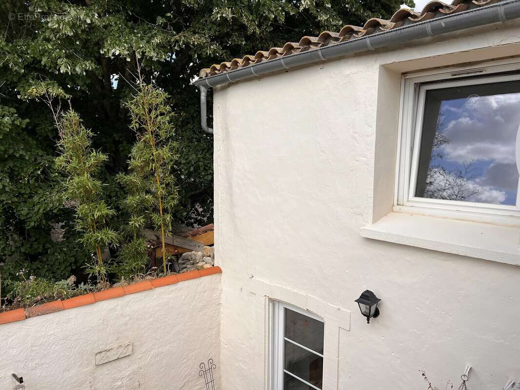 Jolie maison de village pleine de charme avec cour ensoleillée - photo 12
