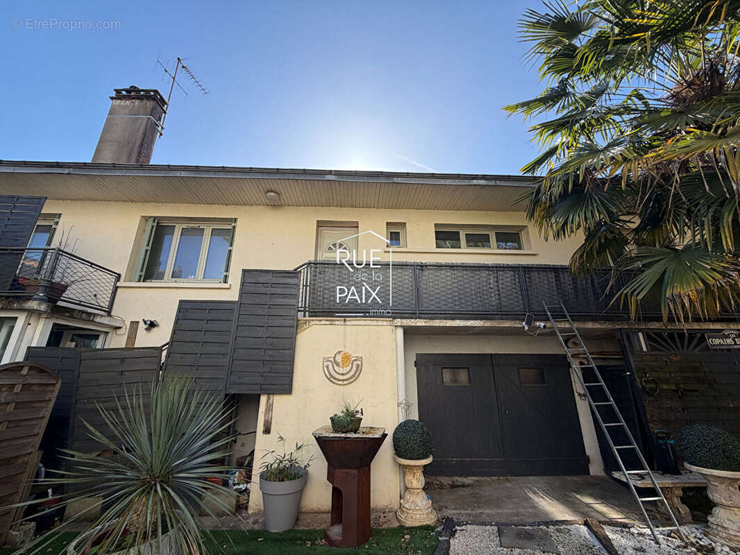 Maison à LA MOTHE-SAINT-HERAY