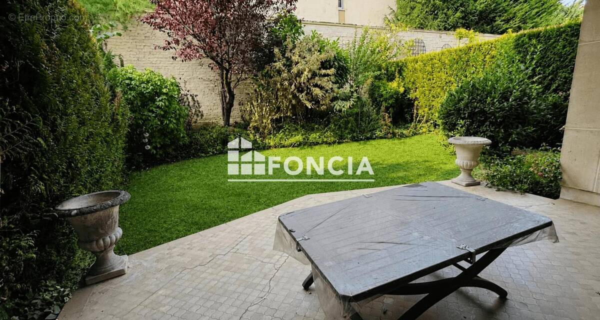 Appartement à BOURG-LA-REINE