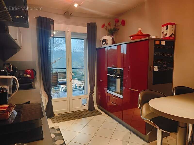 Maison à VILLEMAGNE-L&#039;ARGENTIERE