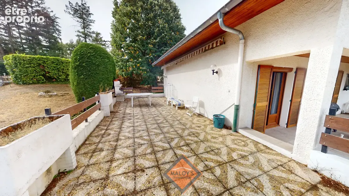 Maison familiale 378m2 avec piscine chauffée, vue panoramique et grand terrain - photo 8