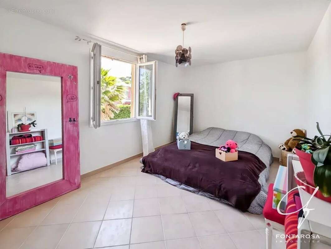 Maison à FREJUS