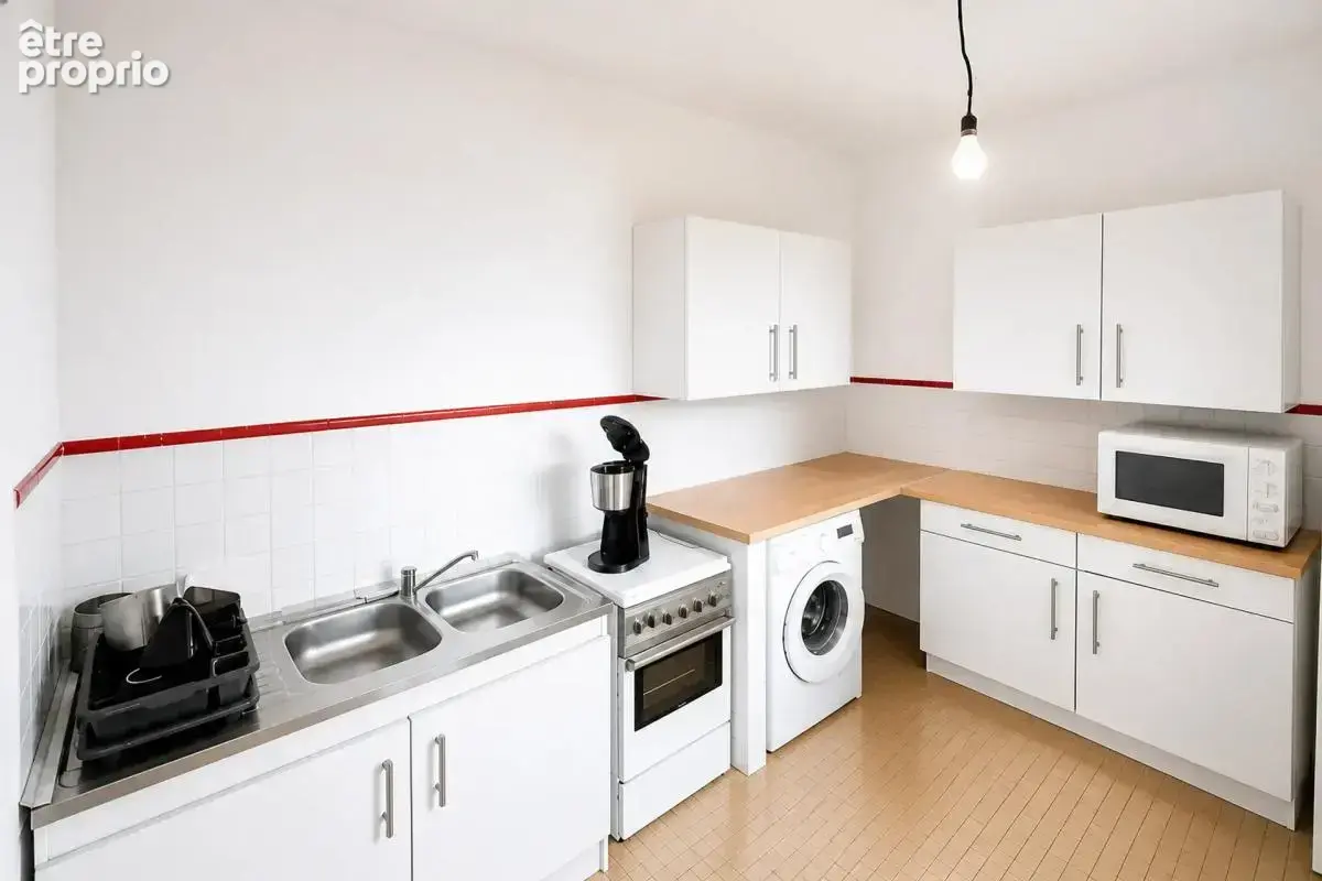 Maison de 6 pièces de 166 m² à Jau-Dignac-et-Loirac - photo 12