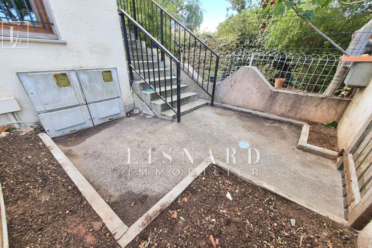 Appartement 63 m² à Frejus  - photo 9
