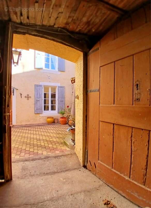 Maison à LA REDORTE