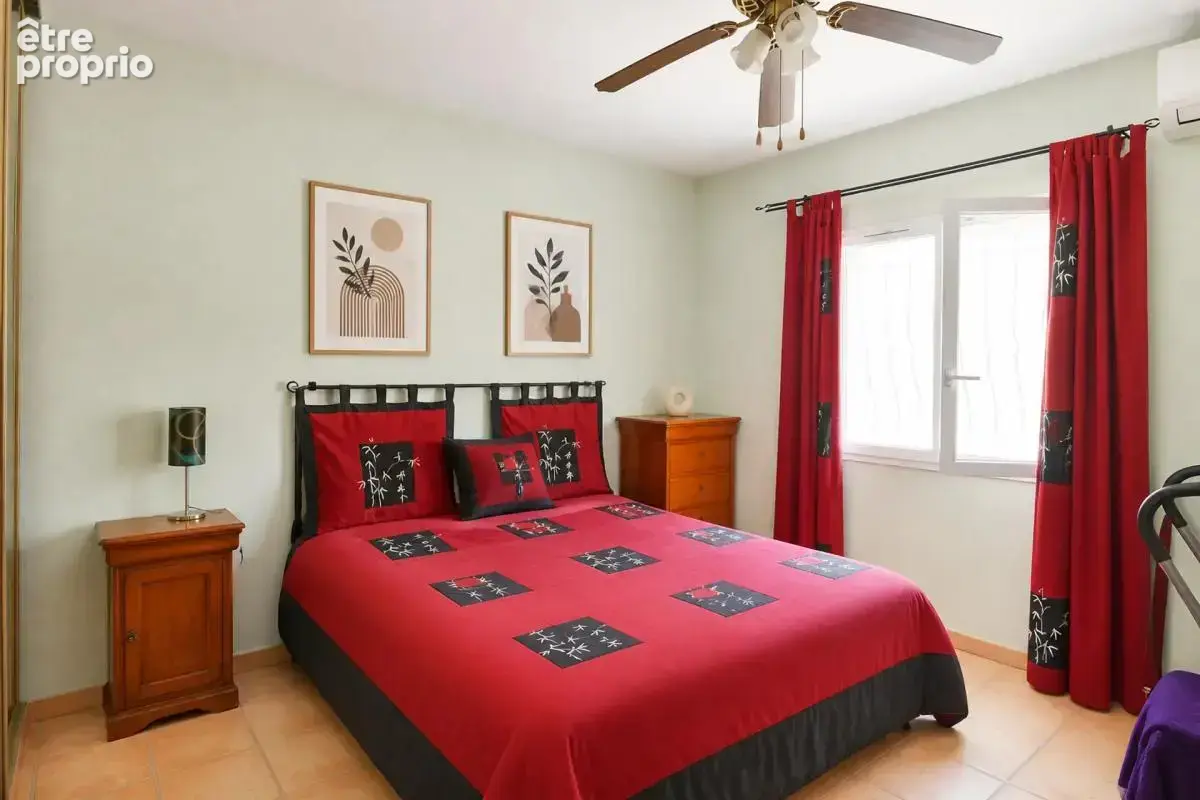 Maison de 6 pièces de 160 m² à Rodilhan - photo 7