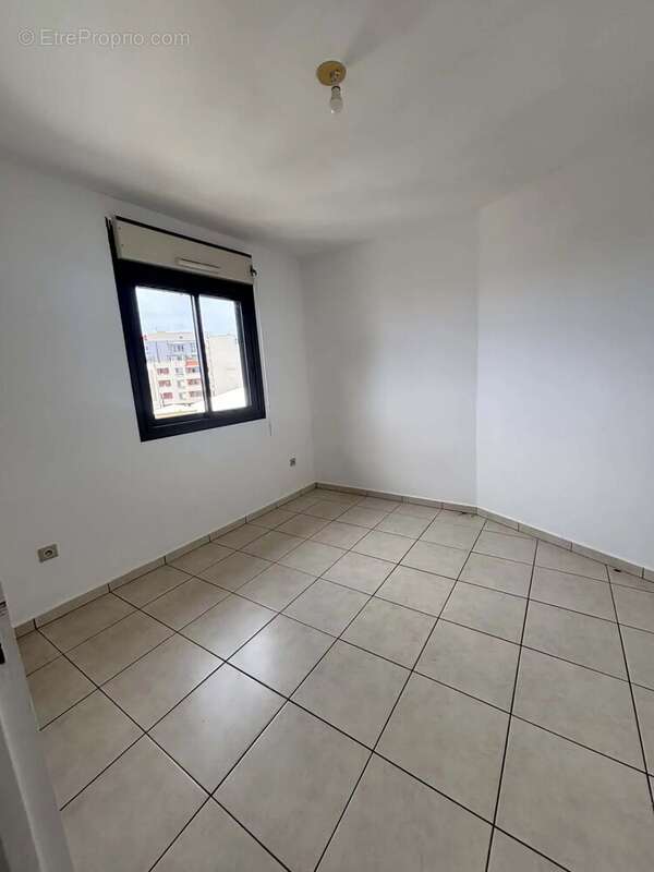 Appartement à SAINT-DENIS