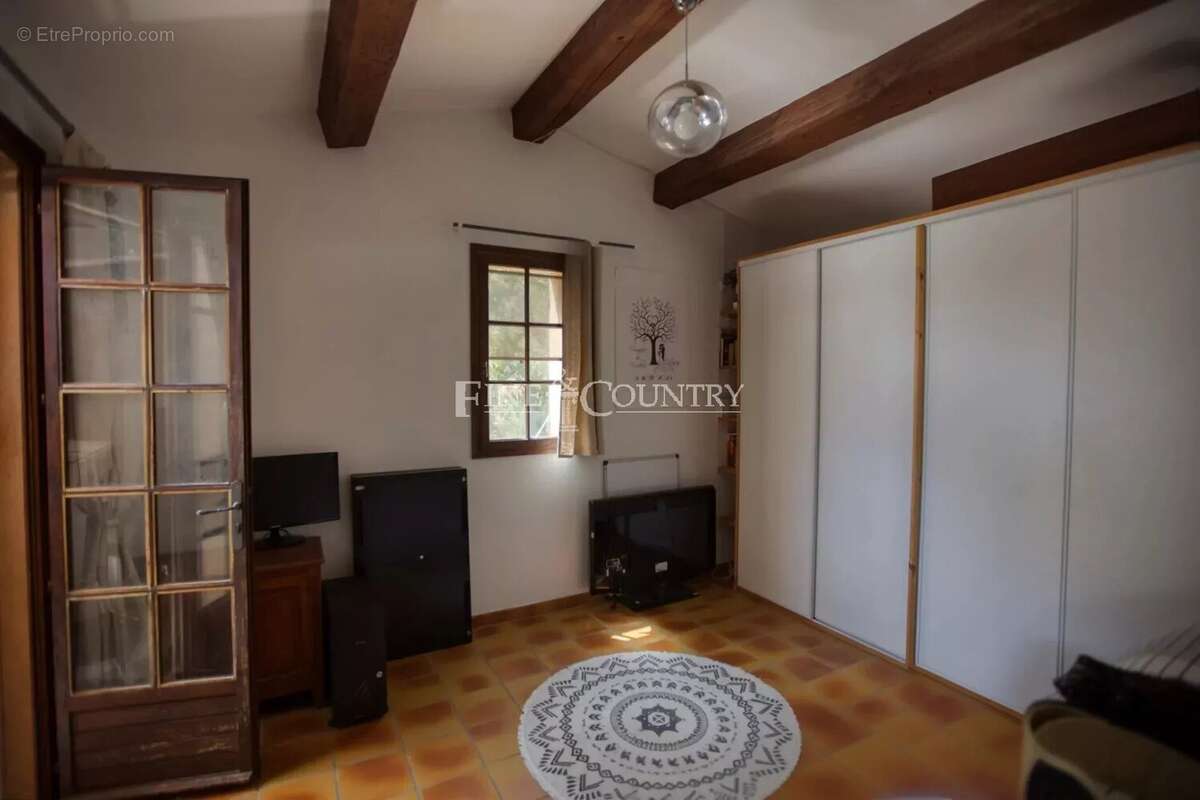 Maison à MANDELIEU-LA-NAPOULE