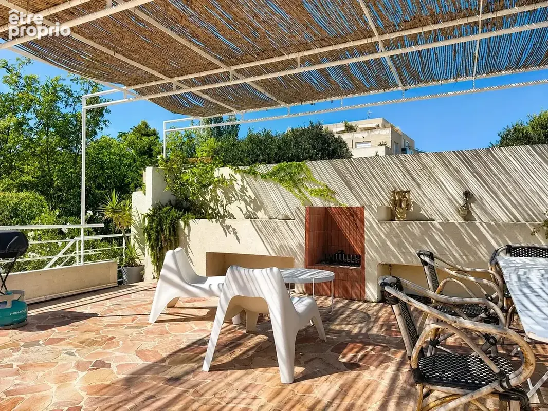 Maison d'architecte et appartement 2 pièces - Timone - photo 11