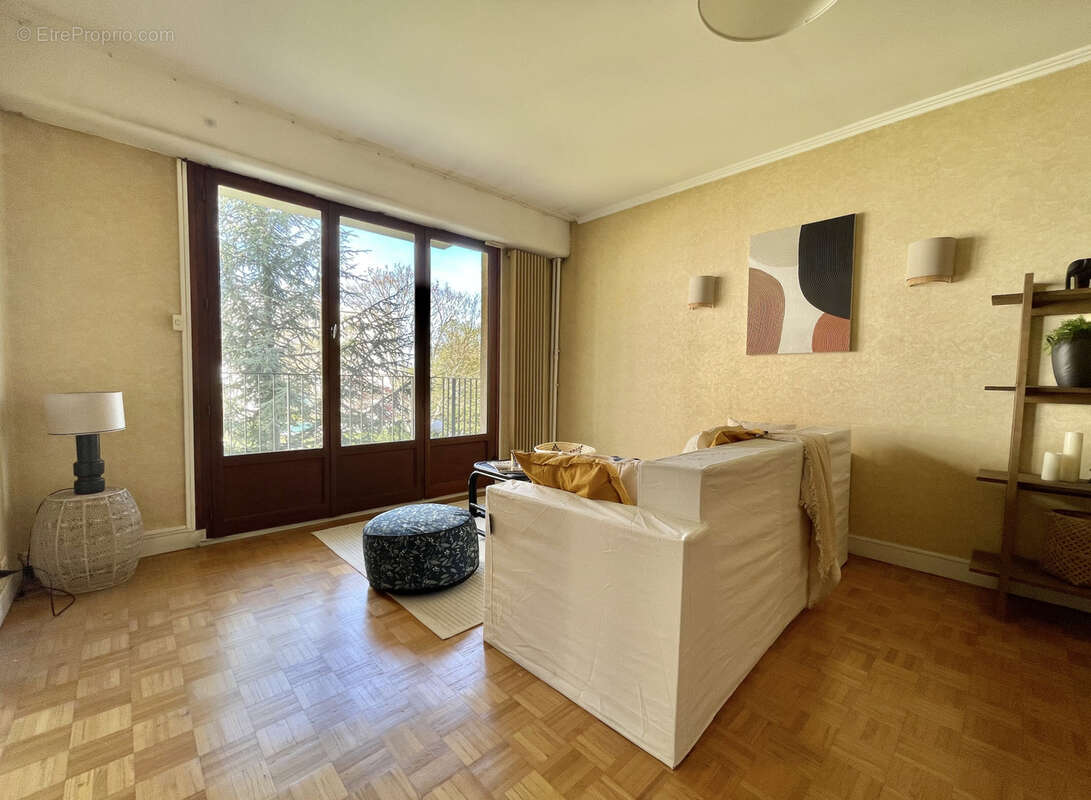 Appartement à VIRY-CHATILLON