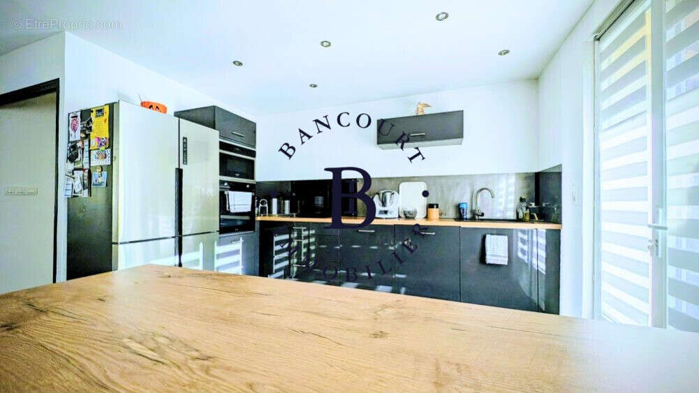 Maison à SAINT-VIANCE