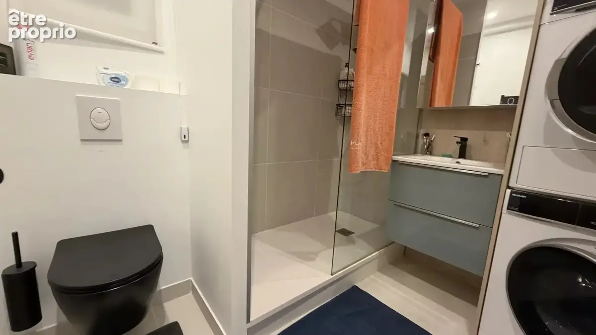 Cannes – Appartement rénové de 56 m² vendu meublé - photo 8