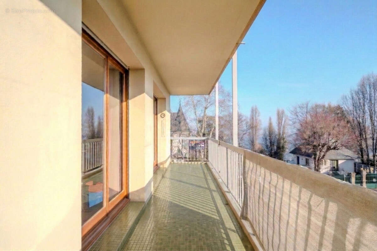 Appartement à EVIAN-LES-BAINS