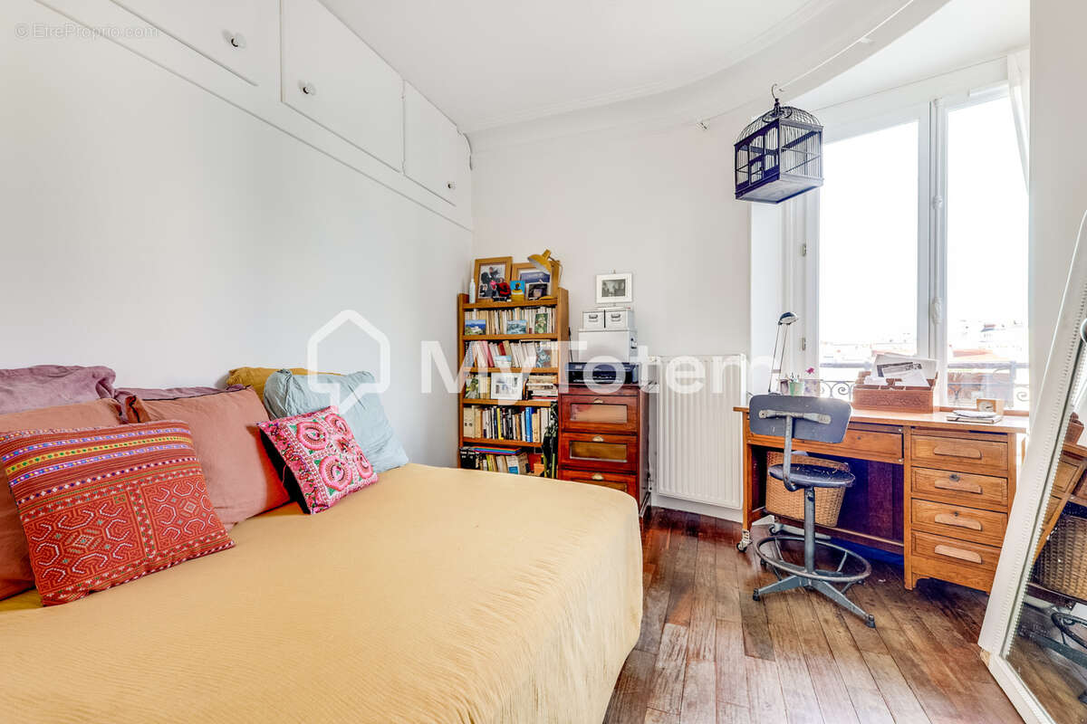 Appartement à PARIS-11E