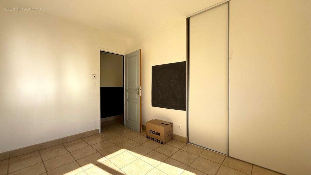 Maison à SAINT-NAUPHARY