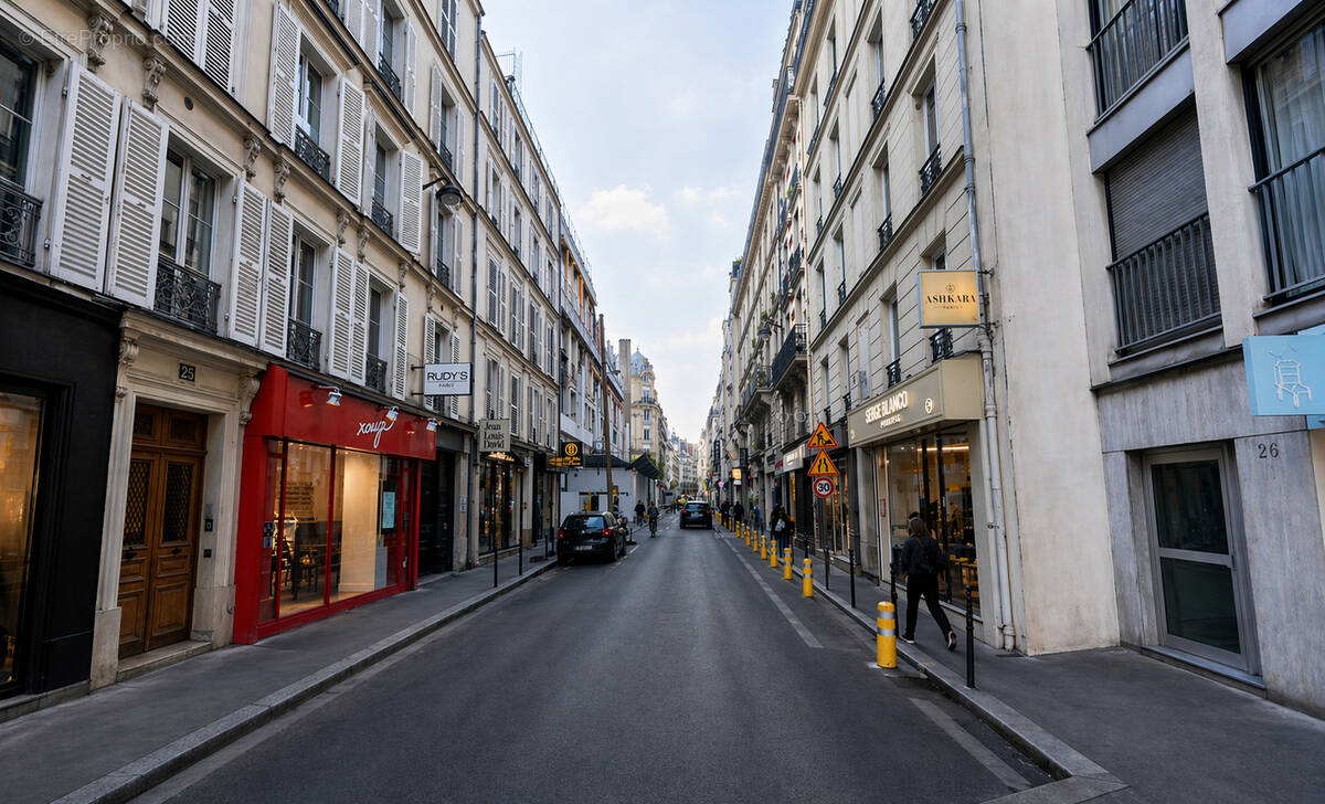Commerce à PARIS-17E