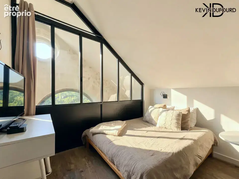 Appartement 85 m² à Pont-De-Labeaume  - photo 9