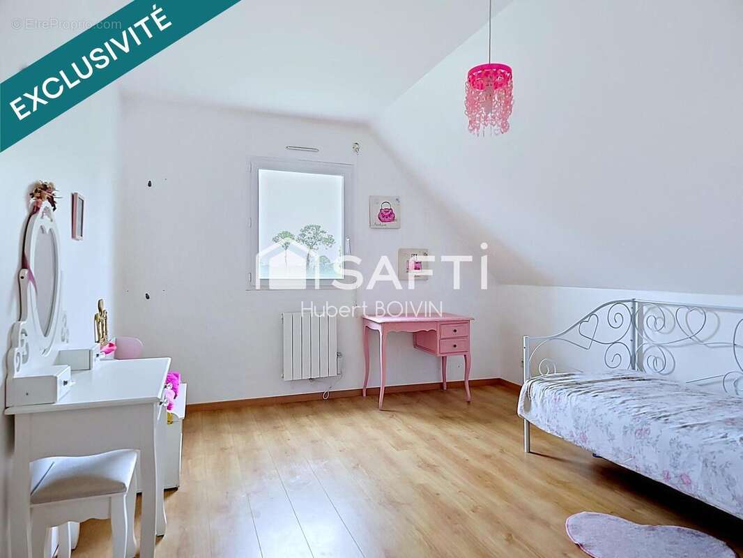Maison 133 m² à Mece  - photo 9