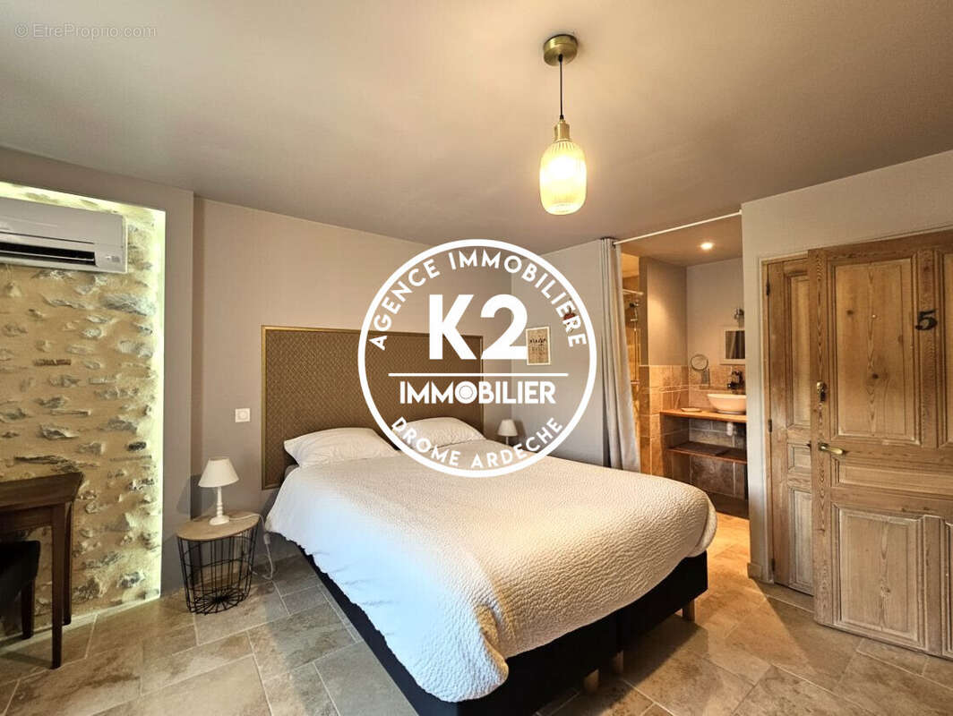 Maison 625 m² à Rochefort-En-Valdaine  - photo 7