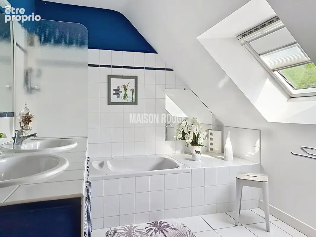 Maison  avec piscine couverte  et  verriere - vannes luscanen - photo 21